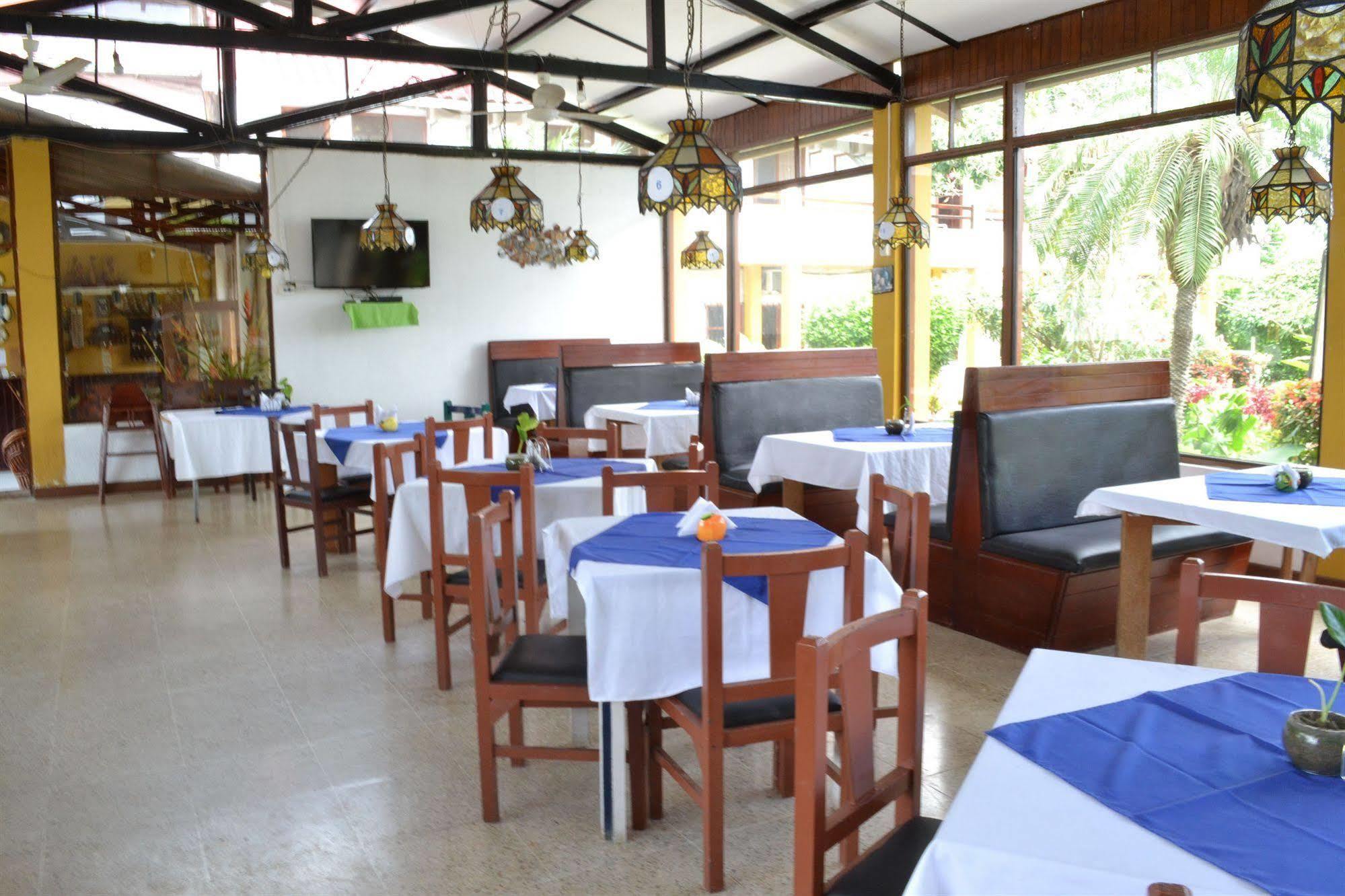 Hotel Puerto Ballesta Tonsupa Εξωτερικό φωτογραφία